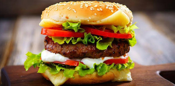 Hamburger Mỹ chính gốc khác gì với phiên bản ở Việt Nam?