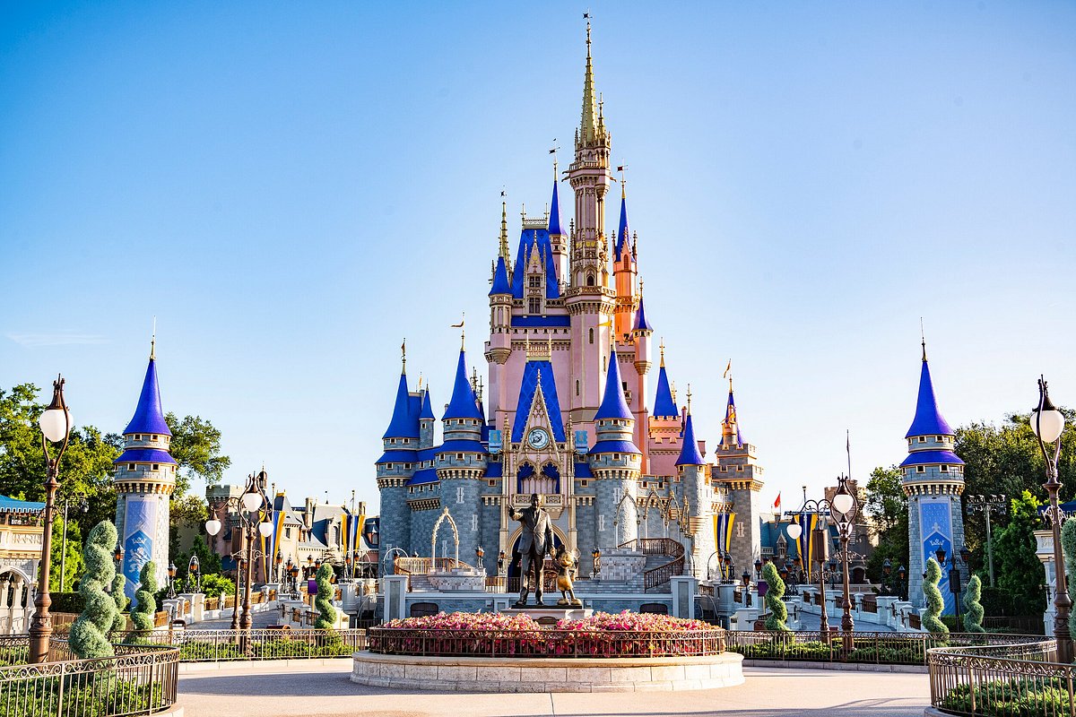  Lâu đài Cinderella tại Magic Kingdom, Walt Disney World